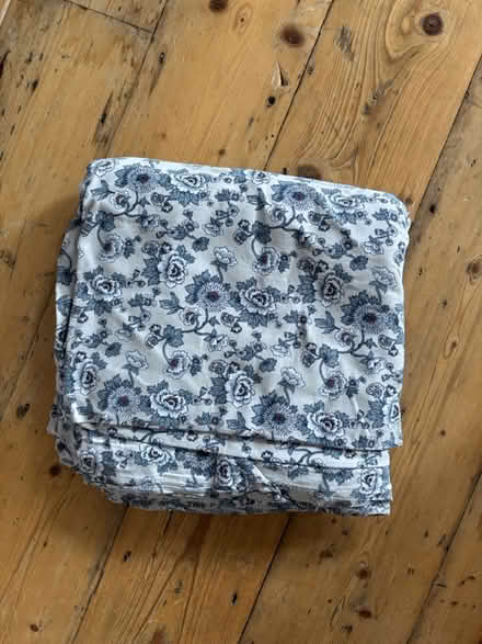 Photo of free John Lewis king size duvet 13.5tog (South Bank SE1) #3