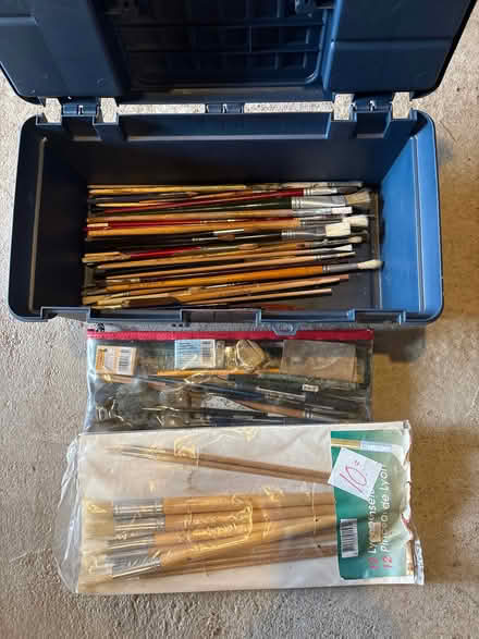 Photo of free Paint brushes (Willington DE65) #1
