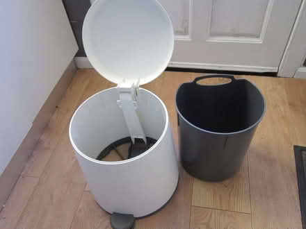 Photo of free Bin (Willowbrae EH8) #3