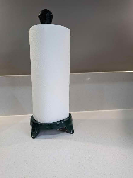 Photo of free Kitchen roll holder (Harrogate HG2) #1
