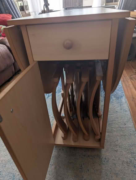 Photo of free Space-saving table and chairs (Darby Green GU17) #4