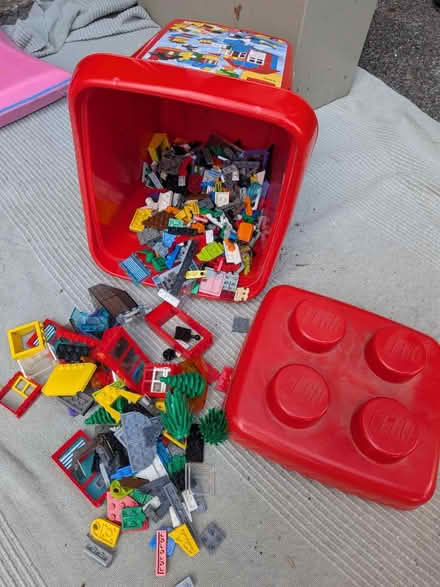 Photo of free lego (BN1) #1