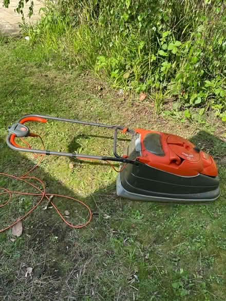 Photo of free Lawn mower ( stopped working) (Croydon CR0) #1