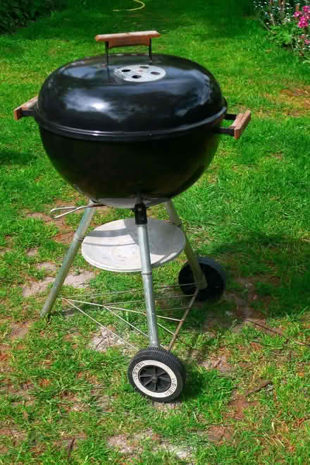 Photo of free Weber Barbecue (Charvil RG10) #1