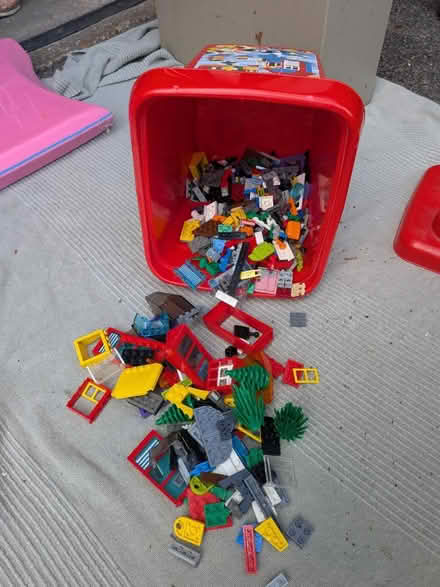 Photo of free lego (BN1) #2