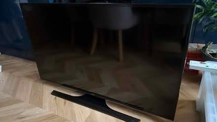 Photo of free 48 inch Samsung TV (Canvey Island SS8) #1