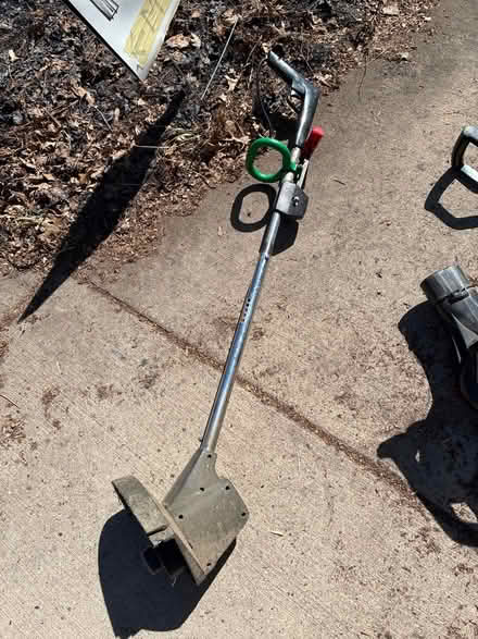 Photo of free Electric weed trimmer (Circle Pines) #1
