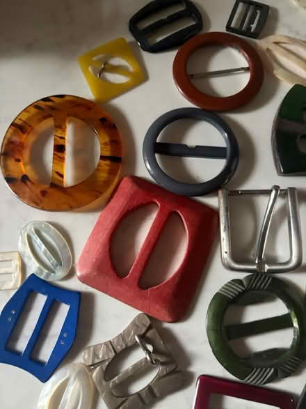 Photo of free Buckles - selection of buckles (BS4) #3