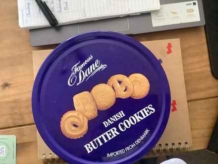 Photo of free Biscuit tin (Leighton Buzzard LU7) #2