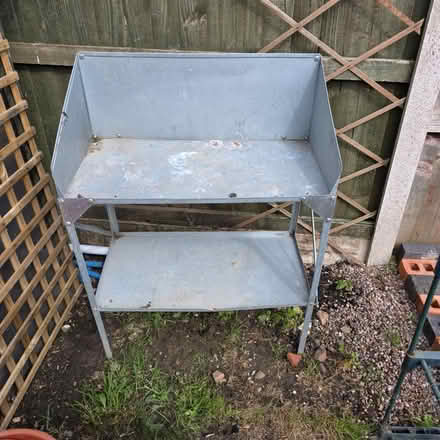 Photo of free Potting table (castle bromwich B36) #1