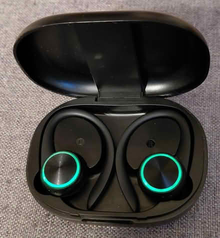 Photo of free Earbuds (Hollymead) #1