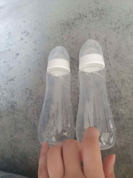 Photo of free X2 baby bottles (Rotherhithe SE16) #2