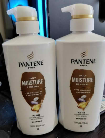 Photo of free Pantene Daily Moisture Shampoo (Hollymead) #1