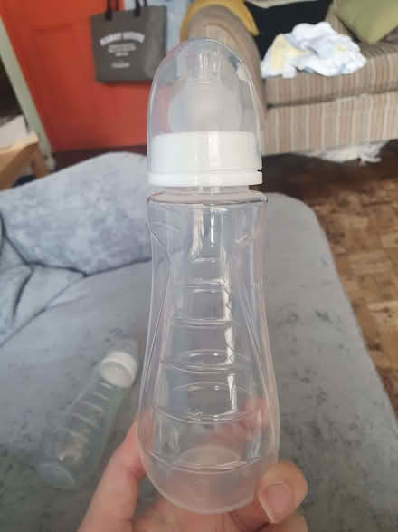 Photo of free X2 baby bottles (Rotherhithe SE16) #1