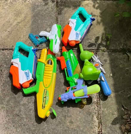 Photo of free Collection of water pistols (SW17) #1