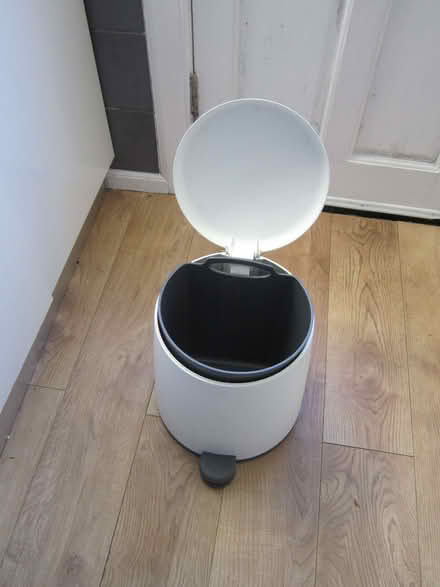 Photo of free Bin (Willowbrae EH8) #2