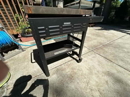 Photo of free Chargriller flatiron griddle (Lynnwood) #4