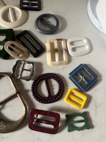Photo of free Buckles - selection of buckles (BS4) #2