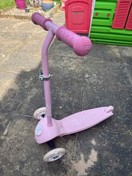 Photo of free Kids scooter (KT18 7ns) #1