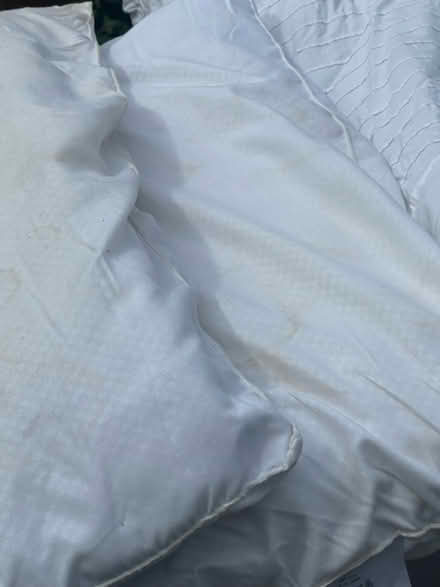 Photo of free Kingside duvet set (Norbury) #3