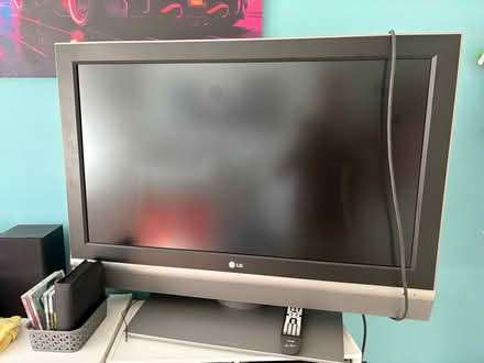Photo of free 52 tv (West st Leonard’s TN38) #1