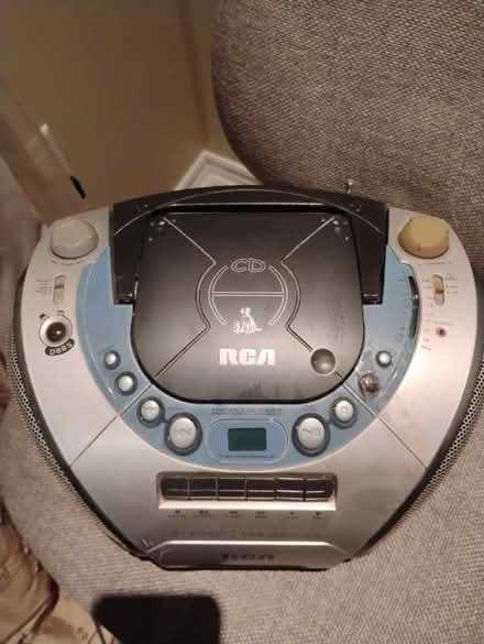 Photo of free Used little rca stereo (Richmond Hill) #3