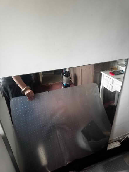 Photo of free mirror (se9 3hz) #3