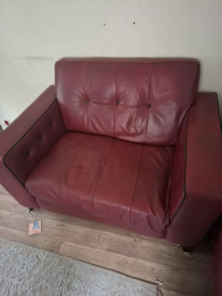 Photo of free Red leatherette sofa (OX4 (rose hill)) #1