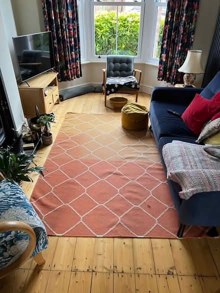 Photo of free Large rug (Chester, Garden Quarter CH1) #1