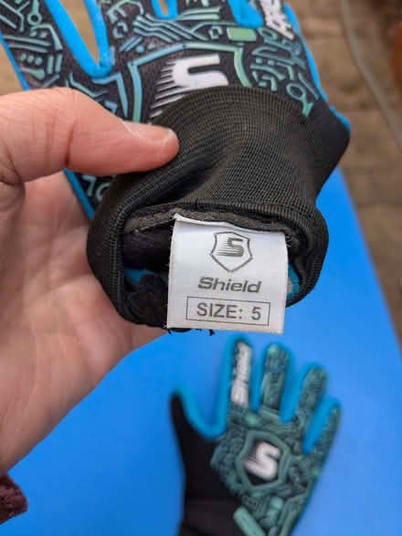 Photo of free Goalie gloves (Woodley RG6) #3