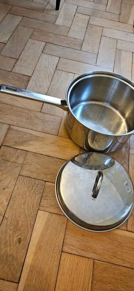 Photo of free Large saucepan with lid (St Stephens AL3) #1