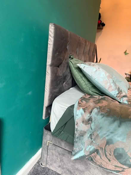 Photo of free Small Double Grey Divan Bed (Finsbury Park N4) #3