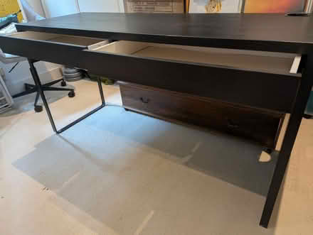 Photo of free Black office desk with drawers (Hindhead GU26) #3