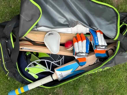 Photo of free Older boy cricket gear (Wimbledon Park SW19) #1