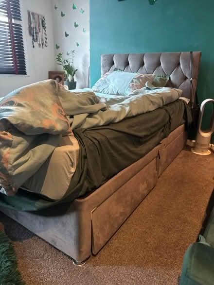 Photo of free Small Double Grey Divan Bed (Finsbury Park N4) #4