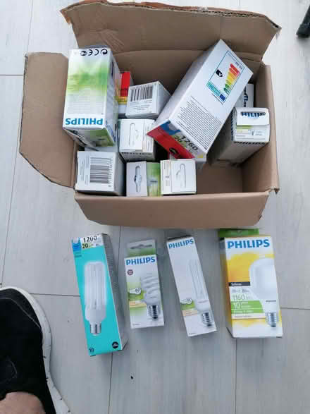 Photo of free Energy saving light bulbs screw cap (Aldershot GU12) #1