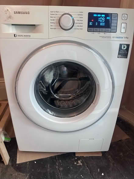 Photo of free Samsung Eco Bubble Washing Machine (Putney SW15) #1