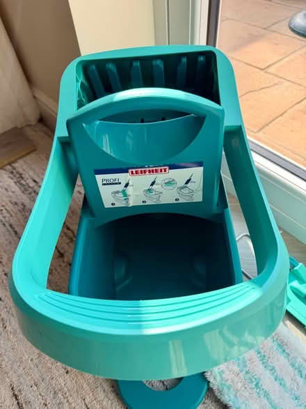 Photo of free Leifheit Profi floor mop with wringing bucket and cleaner (Arborfield Garrison RG2) #2
