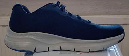 Photo of free skechers size 11 (Bottisham) #1