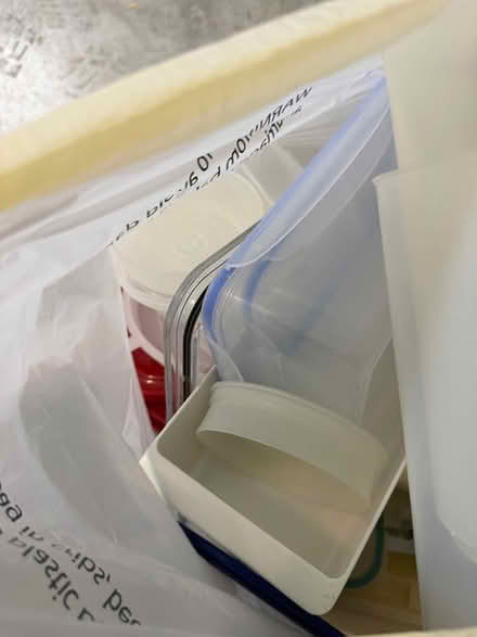 Photo of free Assorted kitchen plasticware (Camden parc) #2