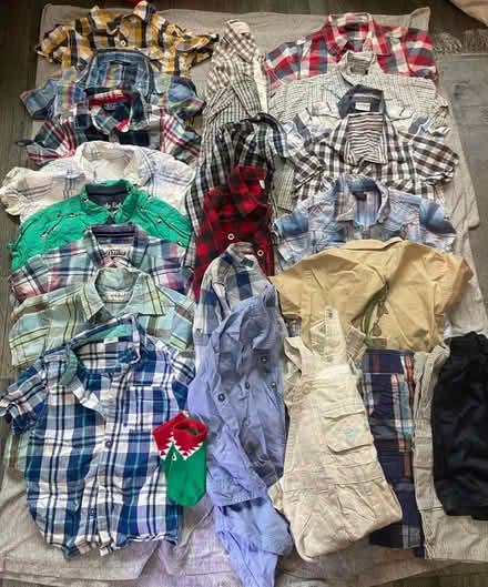 Photo of free Boys bundle #3 (Thringstone LE67) #1