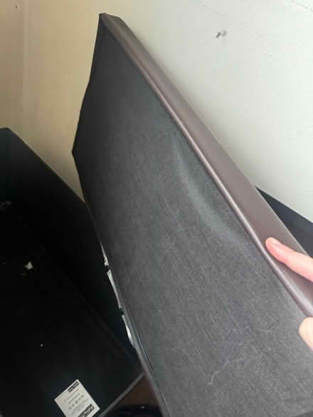 Photo of free ottoman storage (se9 3hz) #3
