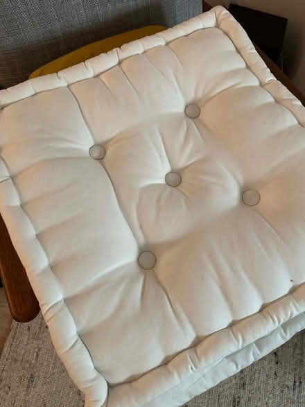 Photo of free 3 French tuft cushions (Erith DA8) #1