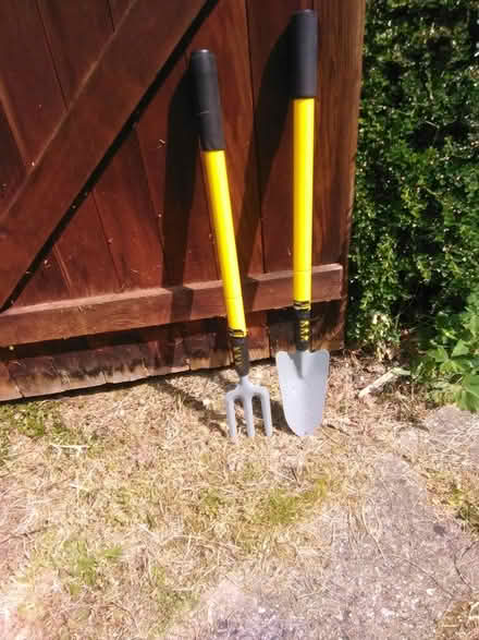 Photo of free Long-handled garden tools (Fareham PO15) #1
