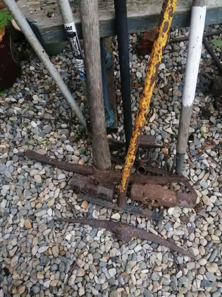 Photo of free Old garden tools to restore (Grange CH48) #1