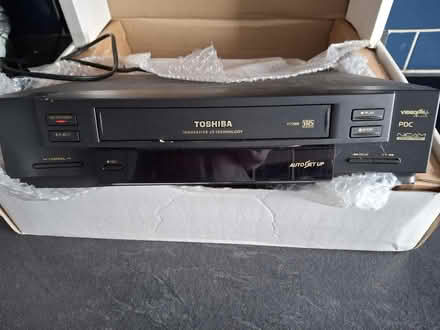 Photo of free VHS player Toshiba v728B no remote (Sapcote LE9) #2
