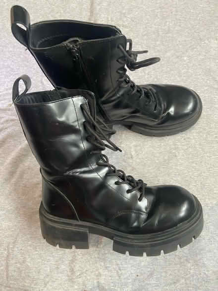 Photo of free Boots (Thringstone LE67) #1