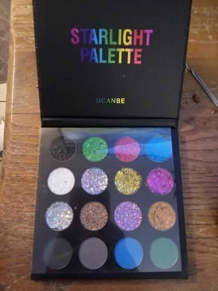 Photo of free Eyeshadow palette (Juan Tabo and Central) #2