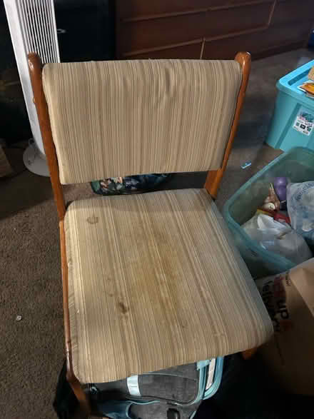Photo of free 4 chairs (Roseville, Mn) #1