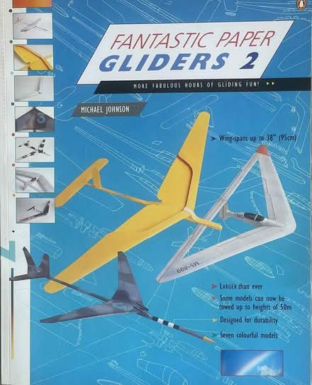 Photo of free Fantastic Paper Gliders 2 book (LE16 9) #1